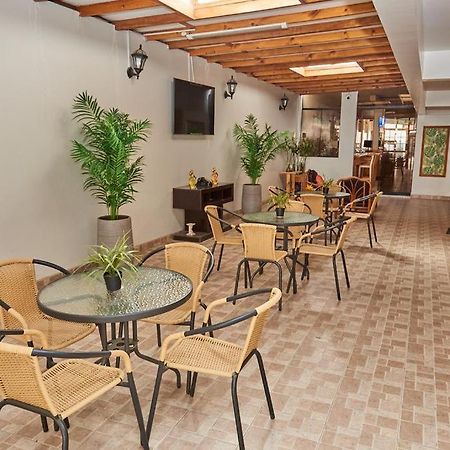 Hostal Montecarlo Camaná Kültér fotó
